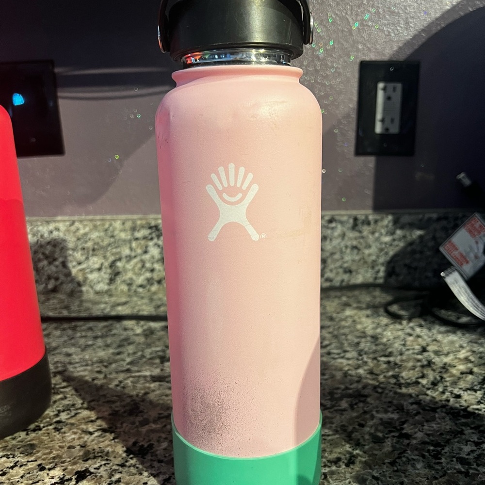Hydroflask bundle - Picture 5 of 6